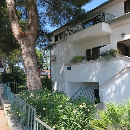 Number 9 * Rovinj
